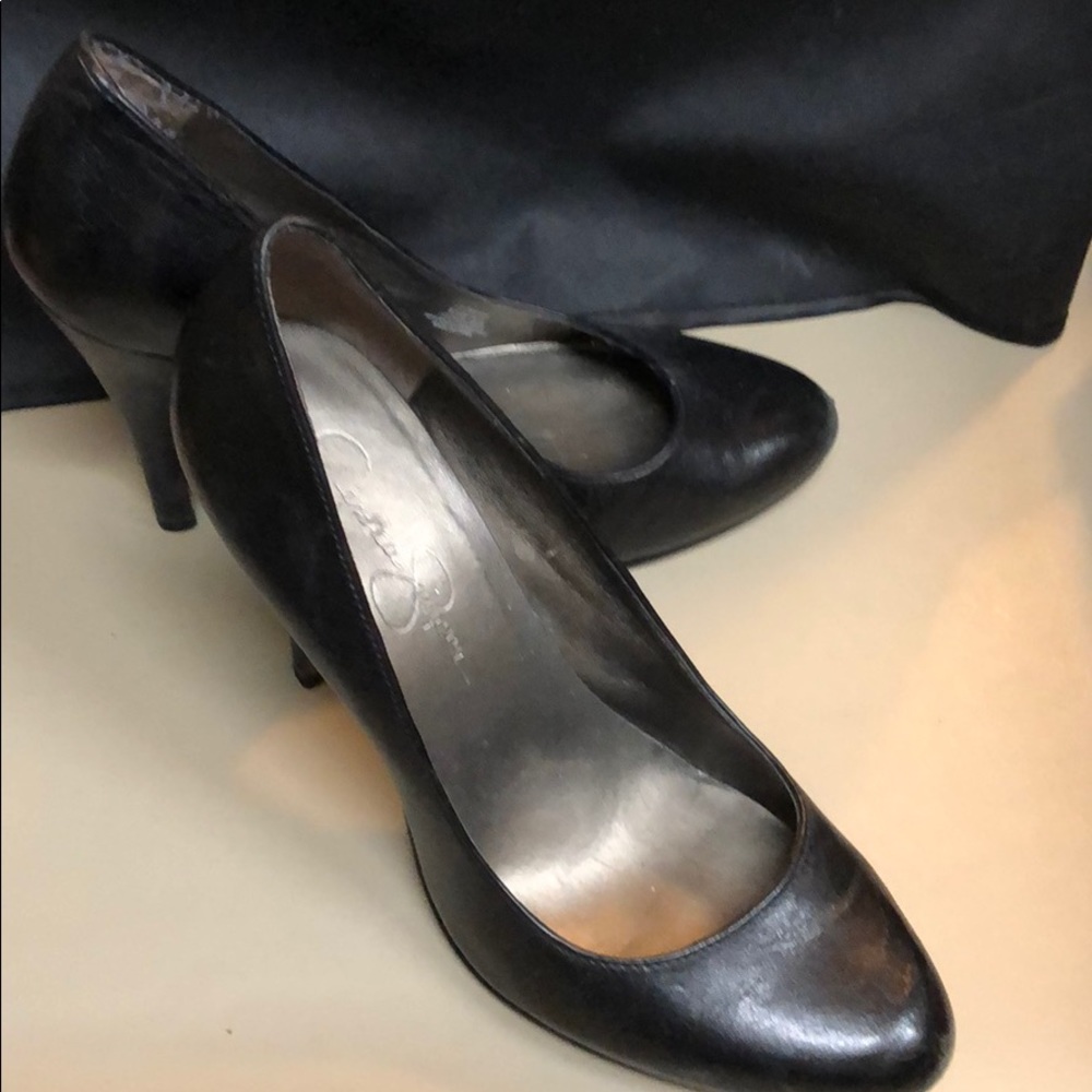 Jessica Simpson  black leather pumps size 6 1/2 B